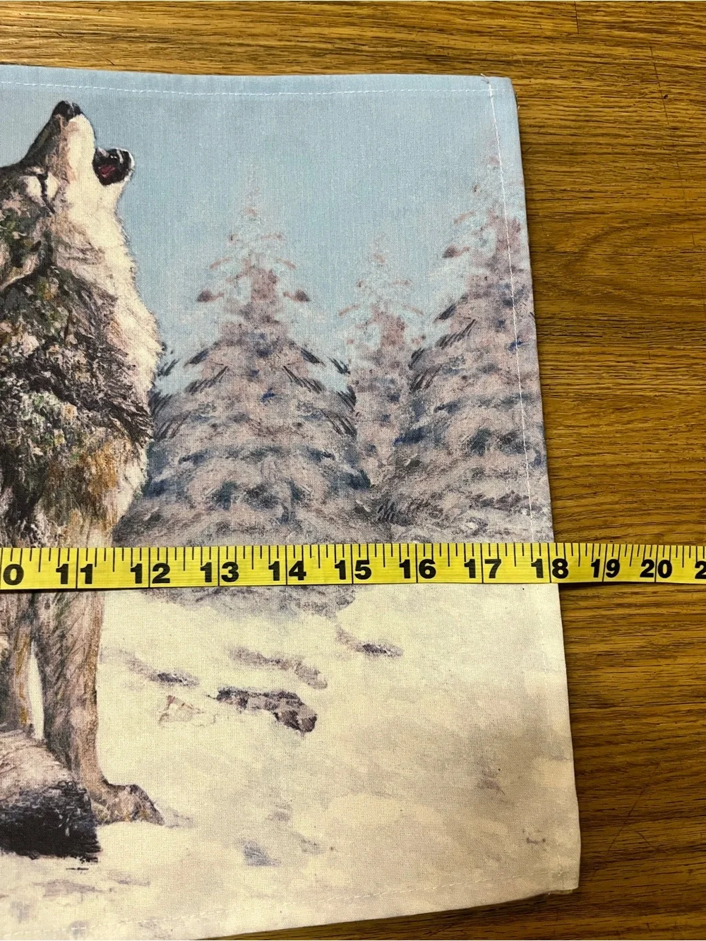 Vintage Set of 4 Handmade Fabric Wildlife Hunting Cabin Placemats Bear Wolf Deer